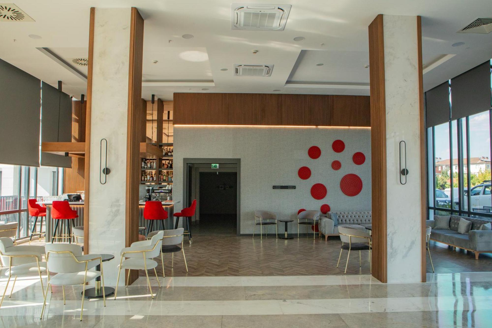 Ramada By Wyndham Dalaman Ngoại thất bức ảnh