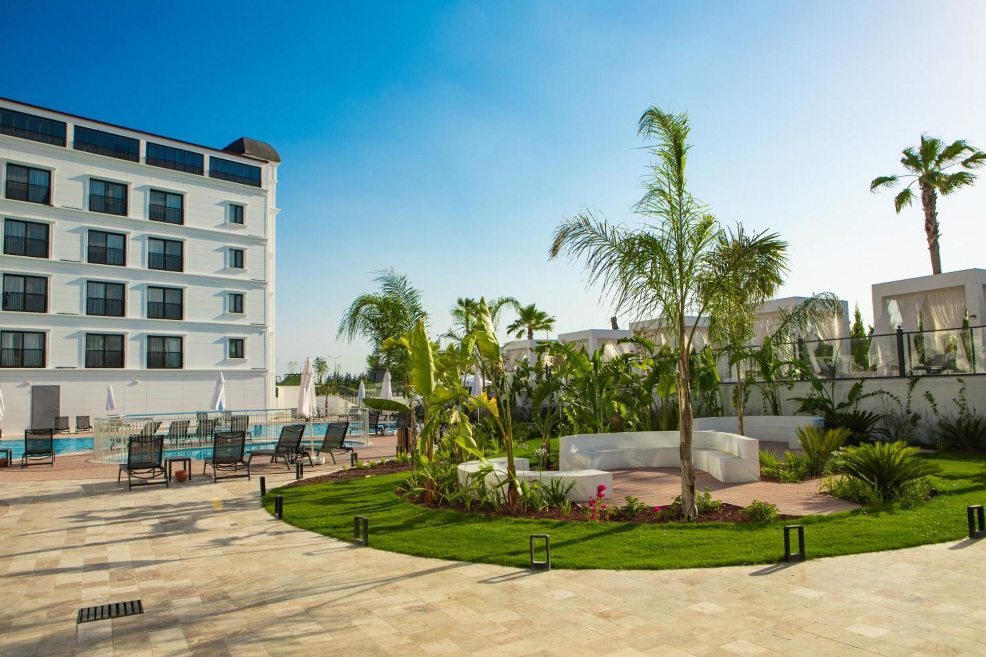 Ramada By Wyndham Dalaman Ngoại thất bức ảnh