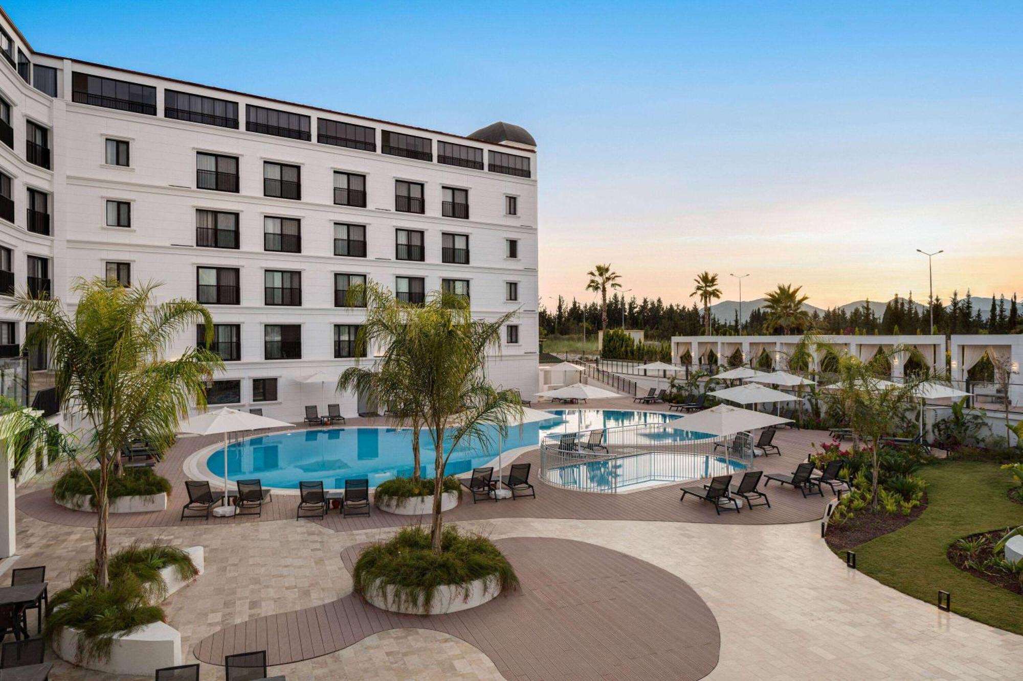 Ramada By Wyndham Dalaman Ngoại thất bức ảnh