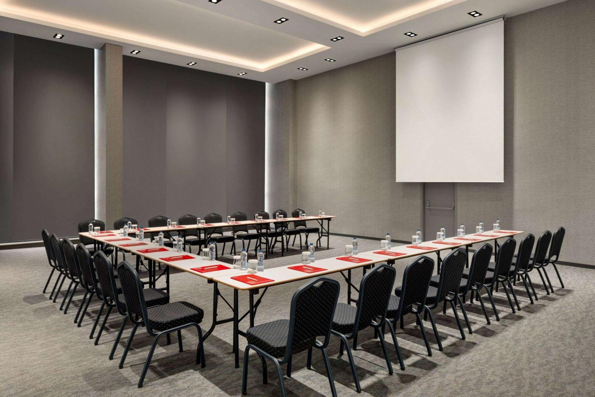 Ramada By Wyndham Dalaman Ngoại thất bức ảnh