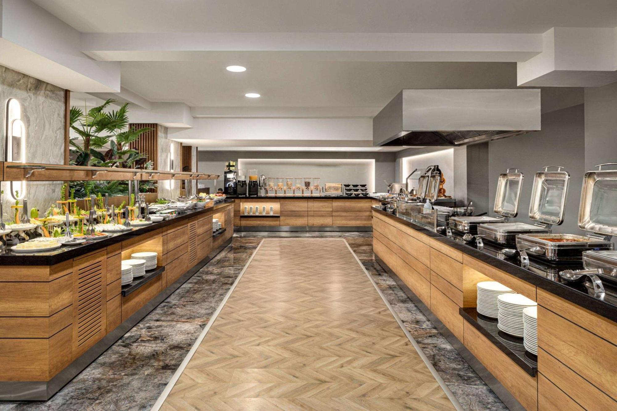 Ramada By Wyndham Dalaman Ngoại thất bức ảnh
