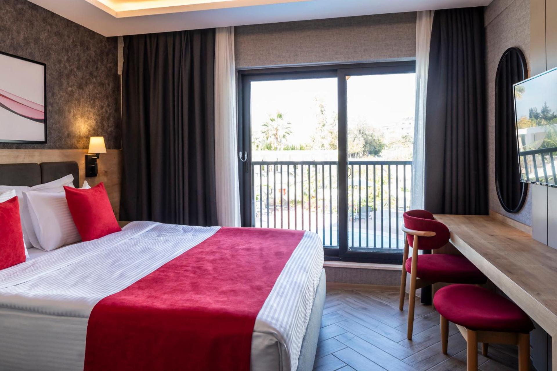 Ramada By Wyndham Dalaman Ngoại thất bức ảnh