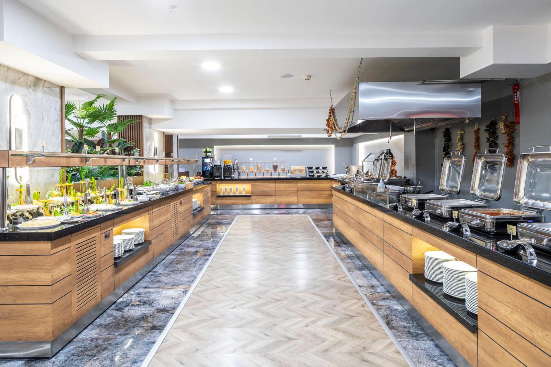 Ramada By Wyndham Dalaman Ngoại thất bức ảnh