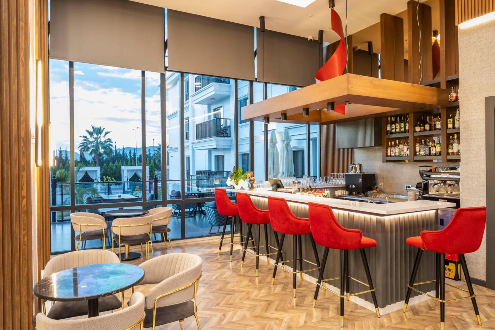 Ramada By Wyndham Dalaman Ngoại thất bức ảnh