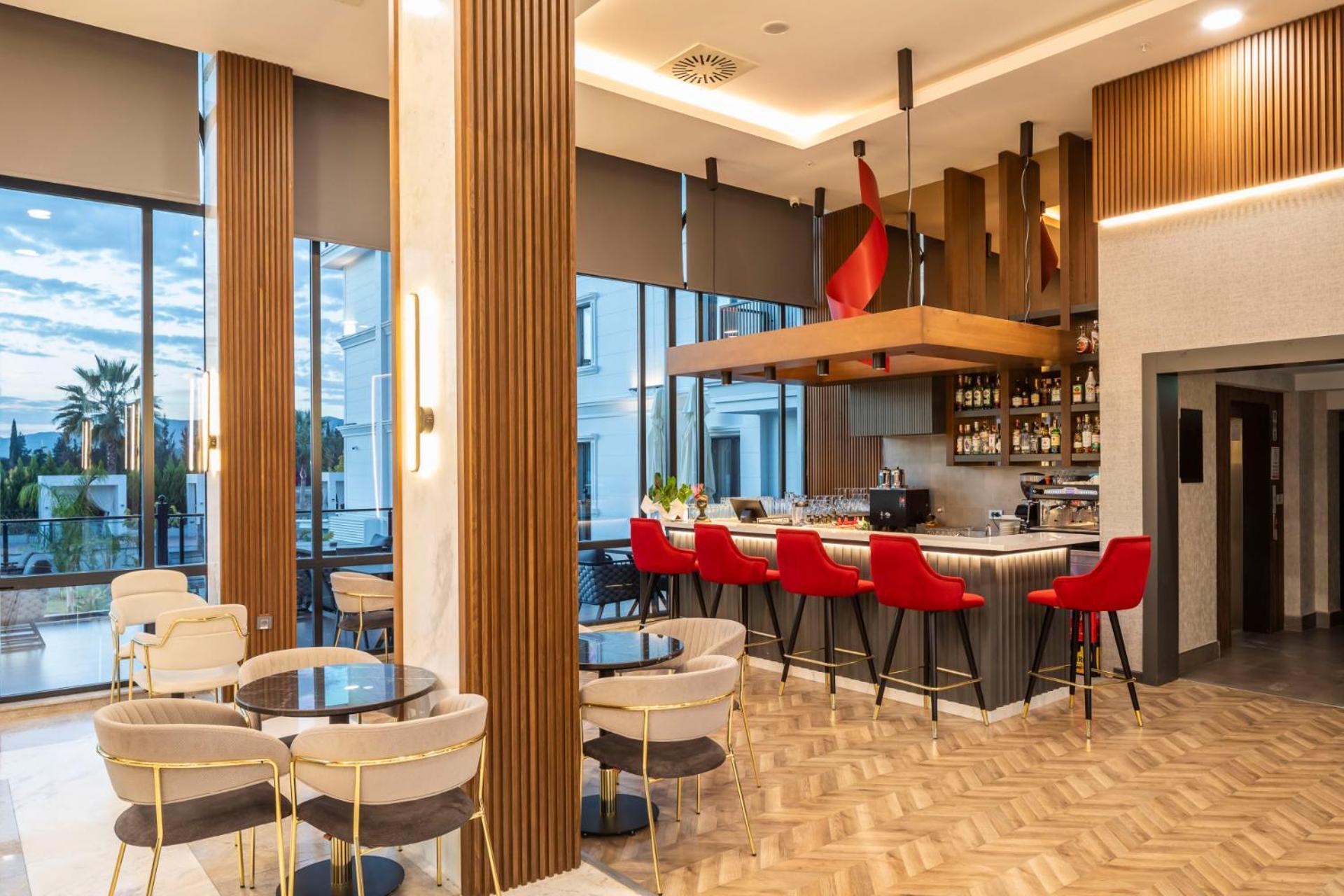 Ramada By Wyndham Dalaman Ngoại thất bức ảnh