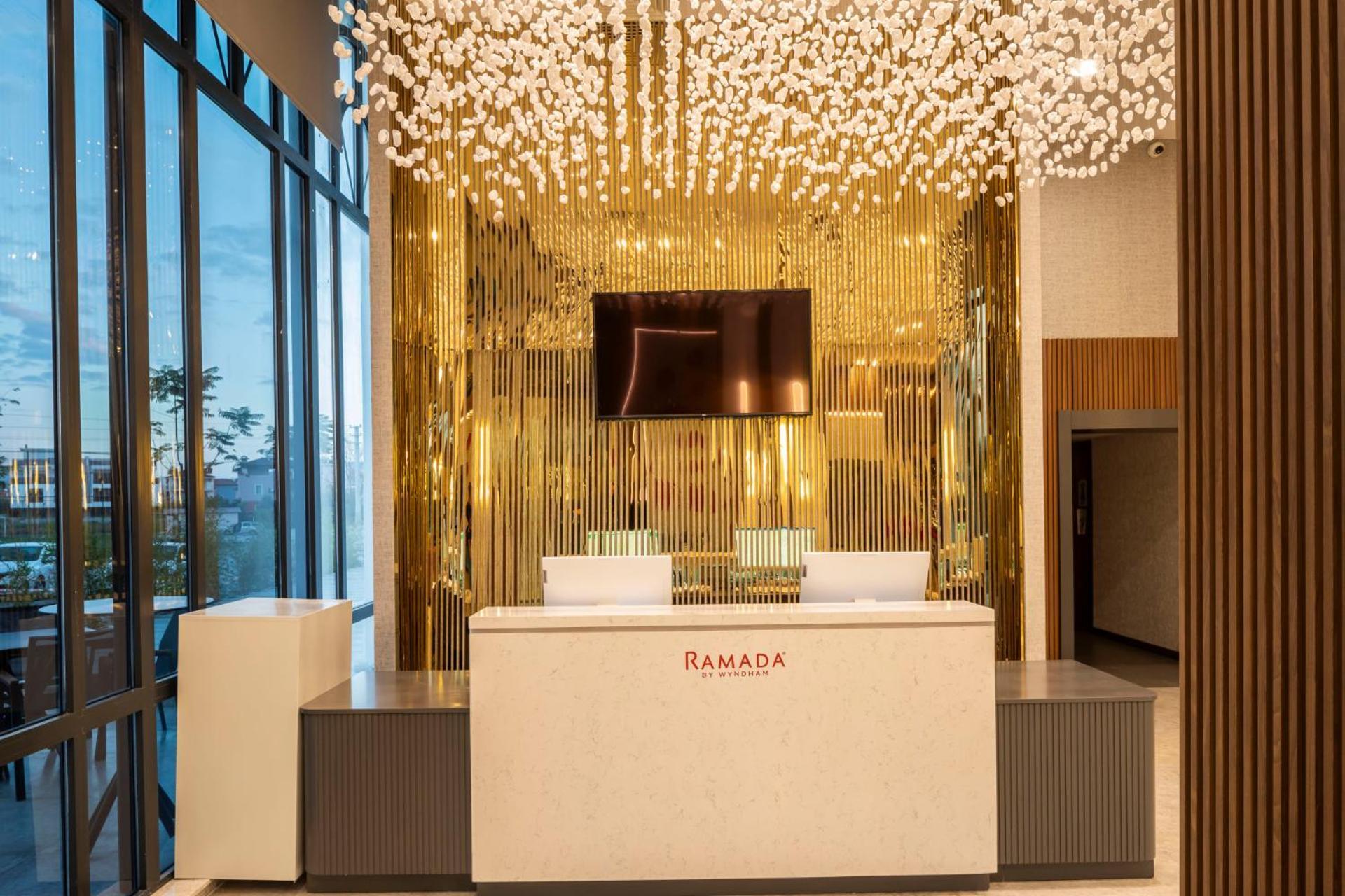Ramada By Wyndham Dalaman Ngoại thất bức ảnh